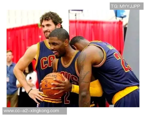 斯潘塞出战102分钟勇士每百回合净胜对手超25分展现强大实力 斯潘塞出战102分钟勇士每百回合净胜对手超25分展现强大实力