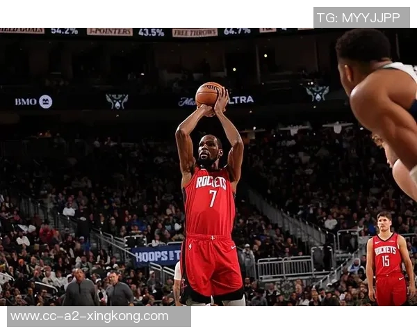 杜兰特谈半场四次犯规影响防守表现表达对限制风格的不满与反感 杜兰特谈半场四次犯规影响防守表现表达对限制风格的不满与反感