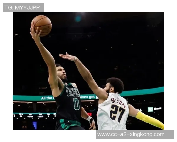 克莱上半场火力全开下半场哑火表现起伏不定贡献5篮板1助攻1抢断 克莱上半场火力全开下半场哑火表现起伏不定贡献5篮板1助攻1抢断